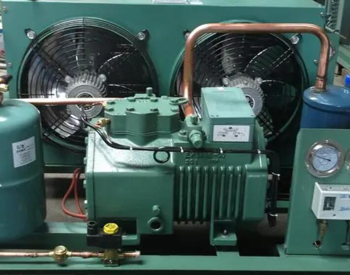 儲存香精的冷庫需要配備哪些安全設(shè)備呢？_開冉制冷